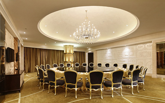 使用格林雅防火板裝修的靜雅海鮮高檔餐廳